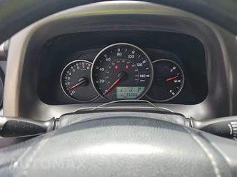 2016 Toyota RAV4 LE - miniatura 12