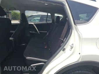 2016 Toyota RAV4 LE - miniatura 13