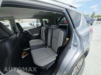 2016 Toyota RAV4 Limited – miniatura 13