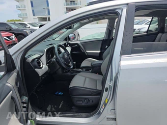 2016 Toyota RAV4 Limited – miniatura 6