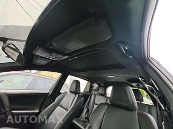 2016 Toyota RAV4 SE – miniatura 11