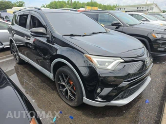 2016 Toyota RAV4 SE – miniatura 4