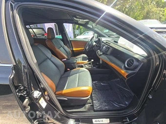 2016 Toyota RAV4 SE – miniatura 15