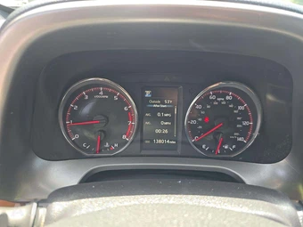2016 Toyota RAV4 SE – miniatura 6