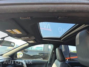 2016 Toyota RAV4 SE – miniatura 17