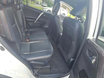 2016 Toyota RAV4 SE - miniatura 15