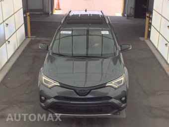 2016 Toyota RAV4 SE – miniatura 2