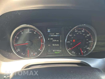 2016 Toyota RAV4 SE - miniatura 6