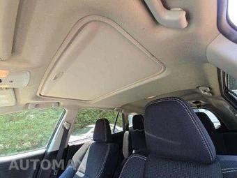 2016 Toyota RAV4 XLE – miniatura 11