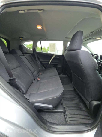 2016 Toyota RAV4 XLE – miniatura 13