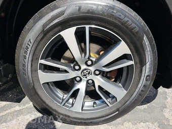 2016 Toyota RAV4 XLE – miniatura 27