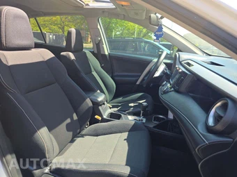2016 Toyota RAV4 XLE - miniatura 18