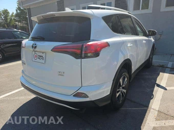 2016 Toyota RAV4 XLE - miniatura 3