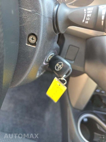 2016 Toyota RAV4 XLE - miniatura 8