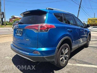 2016 Toyota RAV4 XLE – miniatura 3