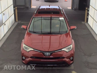 2016 Toyota RAV4 XLE – miniatura 2