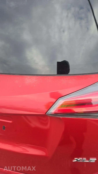 2016 Toyota RAV4 XLE – miniatura 21