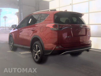 2016 Toyota RAV4 XLE – miniatura 6