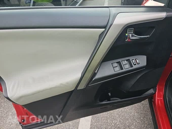 2016 Toyota RAV4 XLE – miniatura 9