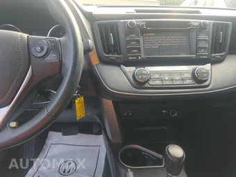 2016 Toyota RAV4 XLE - miniatura 11
