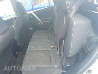 2016 Toyota RAV4 XLE – miniatura 16