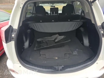 2016 Toyota RAV4 XLE – miniatura 19