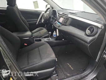 2016 Toyota RAV4 XLE - miniatura 8