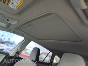 2016 Toyota RAV4 XLE – miniatura 18