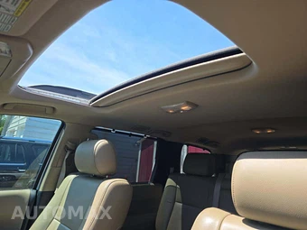 2016 Toyota Sequoia Limited – miniatura 11