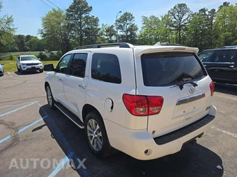 2016 Toyota Sequoia Limited – miniatura 2