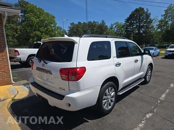 2016 Toyota Sequoia Limited – miniatura 3