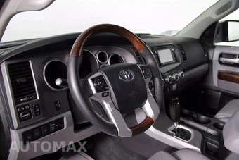 2016 Toyota Sequoia Platinum - miniatura 10
