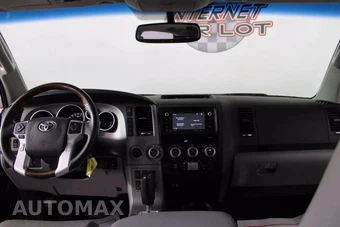 2016 Toyota Sequoia Platinum - miniatura 11