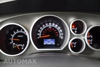 2016 Toyota Sequoia Platinum - miniatura 14