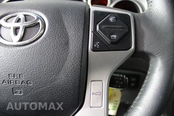 2016 Toyota Sequoia Platinum - miniatura 17