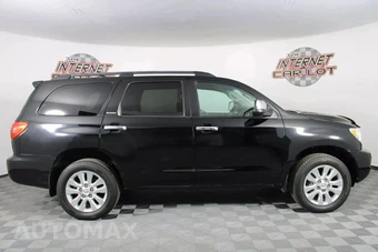 2016 Toyota Sequoia Platinum - miniatura 8