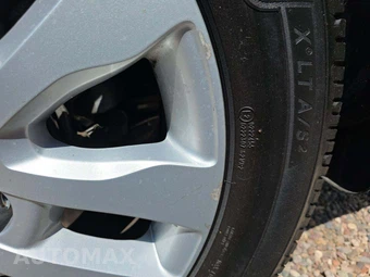 2016 Toyota Sequoia Platinum – miniatura 35