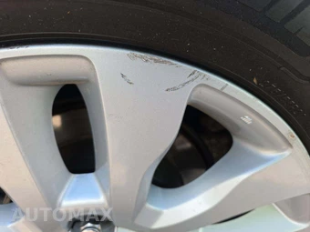 2016 Toyota Sequoia Platinum – miniatura 39