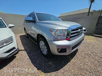 2016 Toyota Sequoia Platinum – miniatura 4