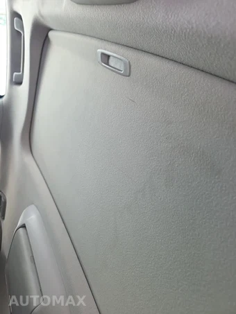 2016 Toyota Sequoia Platinum – miniatura 51