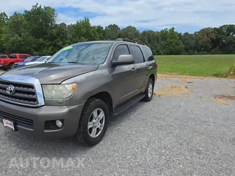 2016 Toyota Sequoia SR5