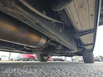 2016 Toyota Sequoia SR5 – miniatura 15