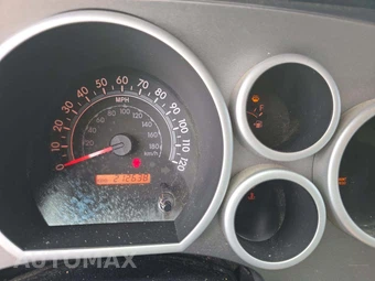 2016 Toyota Sequoia SR5 – miniatura 6