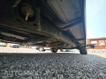 2016 Toyota Sequoia SR5 – miniatura 7