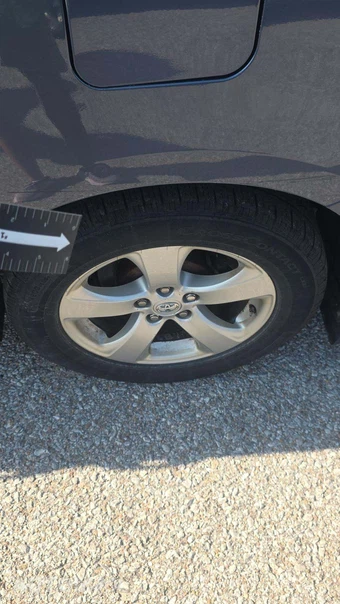 2016 Toyota Sienna LE 8-Passenger 119.3" WB - miniatura 32
