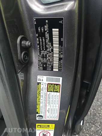 2016 Toyota Sienna LE 8-Passenger 119.3" WB - miniatura 15