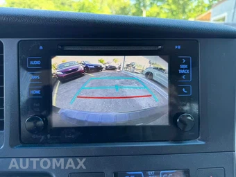 2016 Toyota Sienna LE 8-Passenger 119.3" WB - miniatura 13