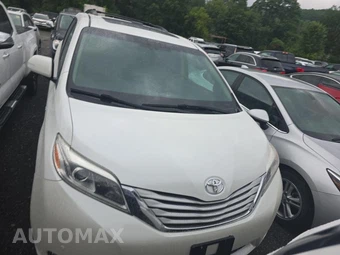 2016 Toyota Sienna Limited Premium 7-Passenger 119.3" WB - miniatura 2