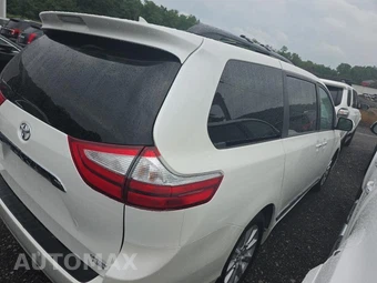 2016 Toyota Sienna Limited Premium 7-Passenger 119.3" WB - miniatura 4