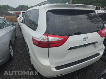 2016 Toyota Sienna Limited Premium 7-Passenger 119.3" WB - miniatura 6